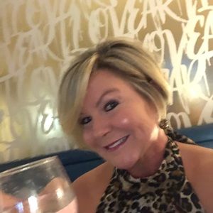 Meet your Posher, Marci